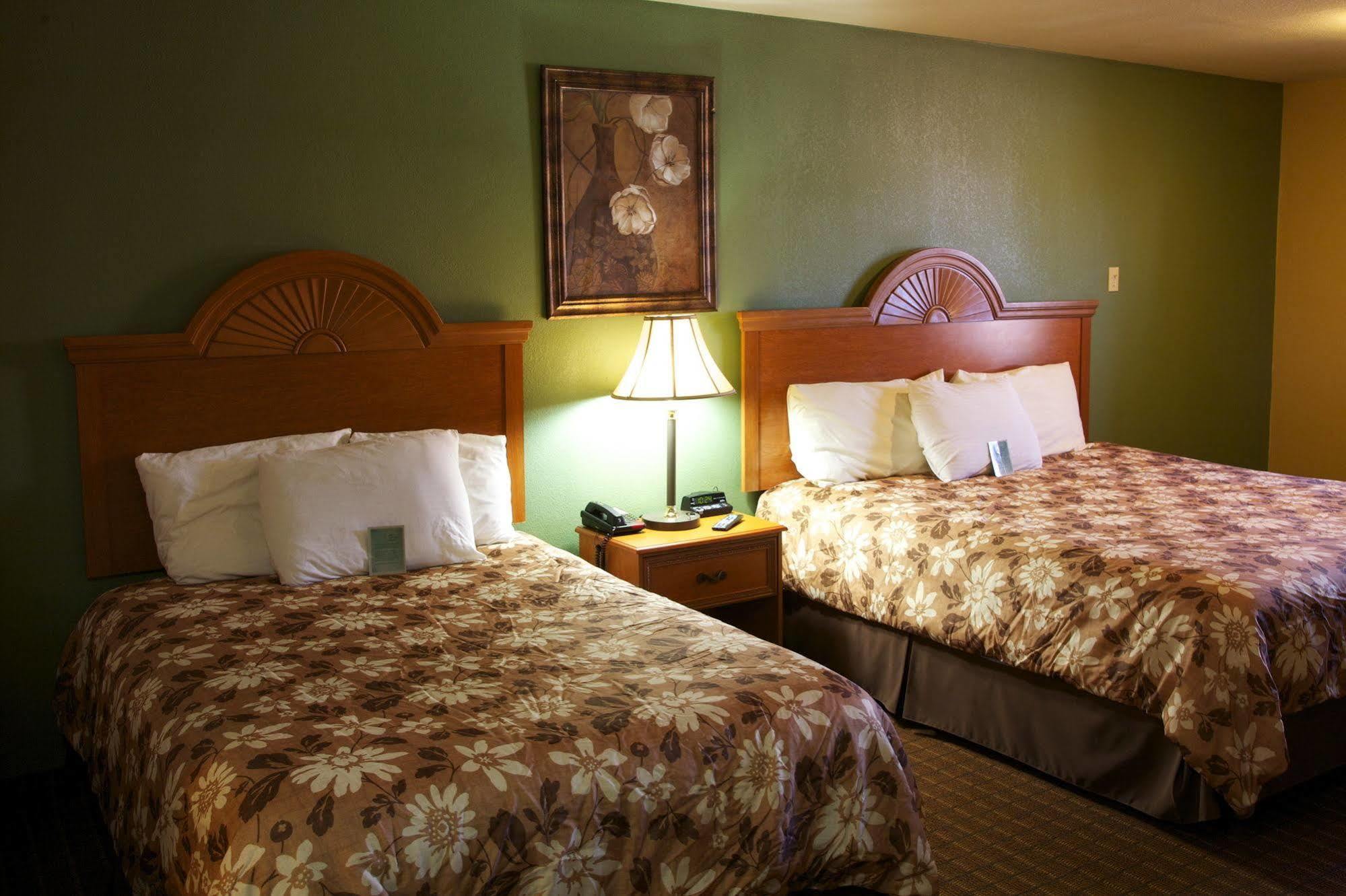 Coach Light Inn Brenham Zewnętrze zdjęcie