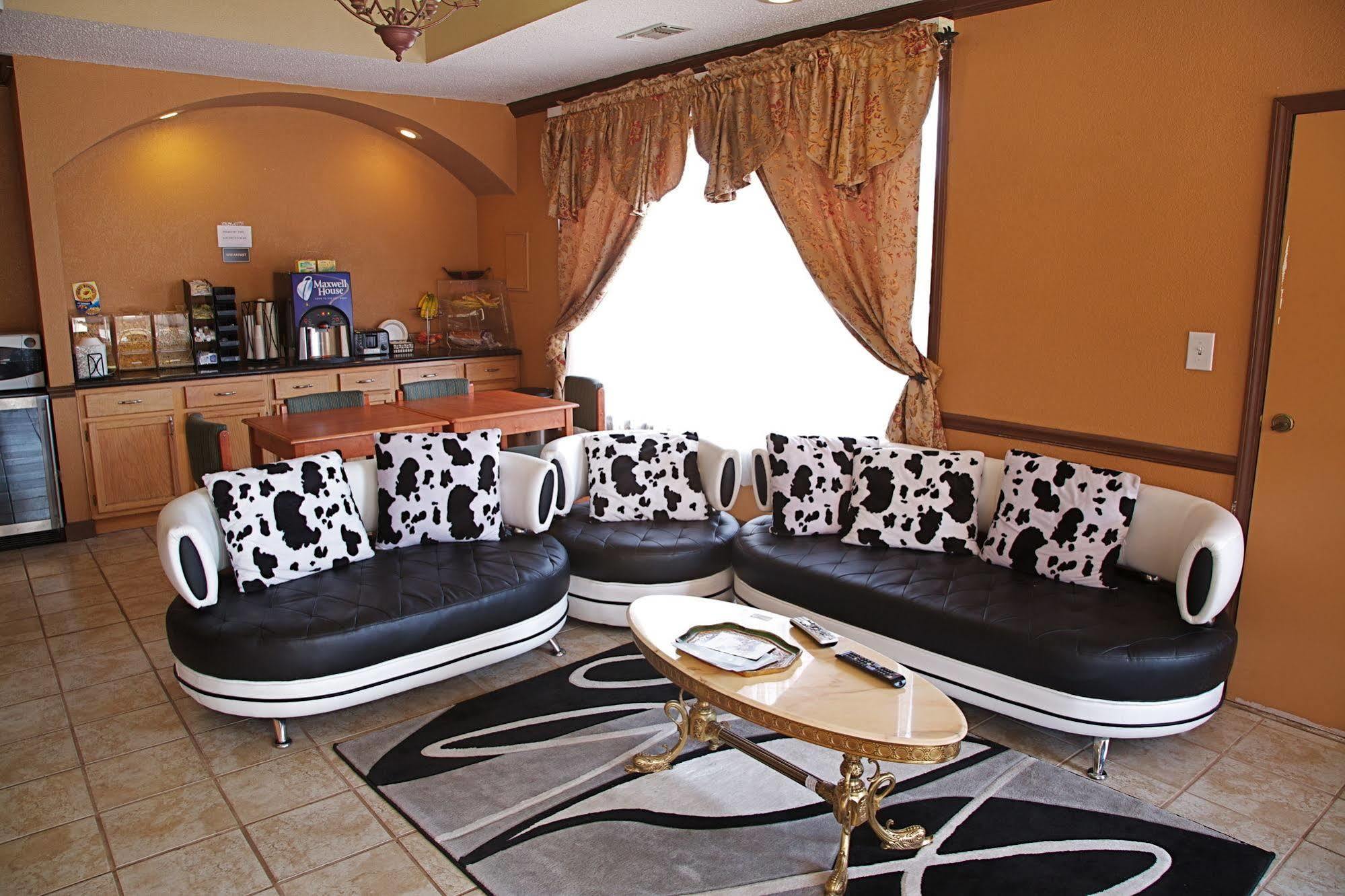 Coach Light Inn Brenham Zewnętrze zdjęcie