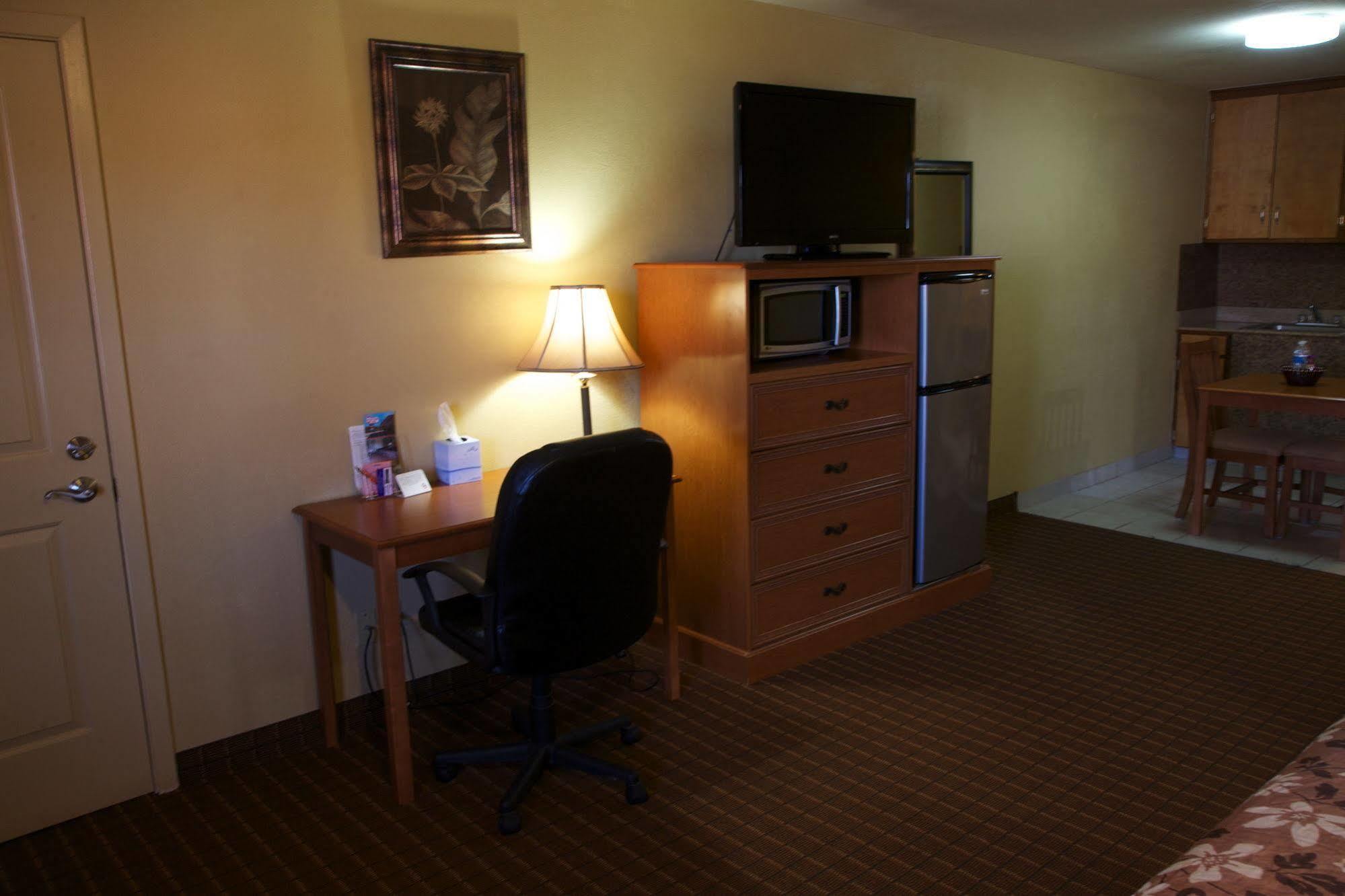 Coach Light Inn Brenham Zewnętrze zdjęcie